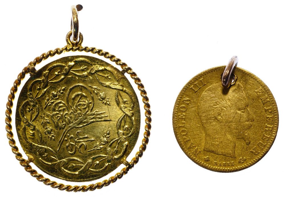 Lot 749: World: Gold Coins Mounted as Jewelry