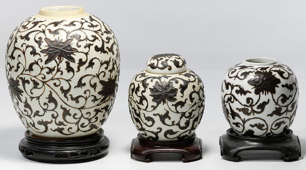 Lot 172: Asian Style Ginger Jar Assortment