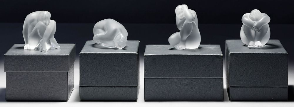 Lot 325: Lalique Crystal 'Nabhi Meditating Nude' Figurine