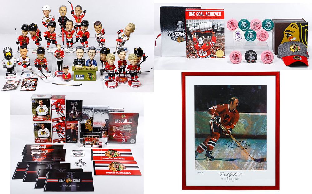Lot 417: Chicago Blackhawks Collectable Assortment
