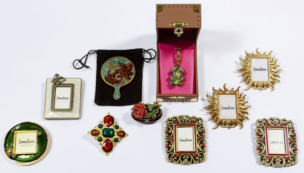 Lot 540: Jay Strongwater Jewelry and Dresser Assortment