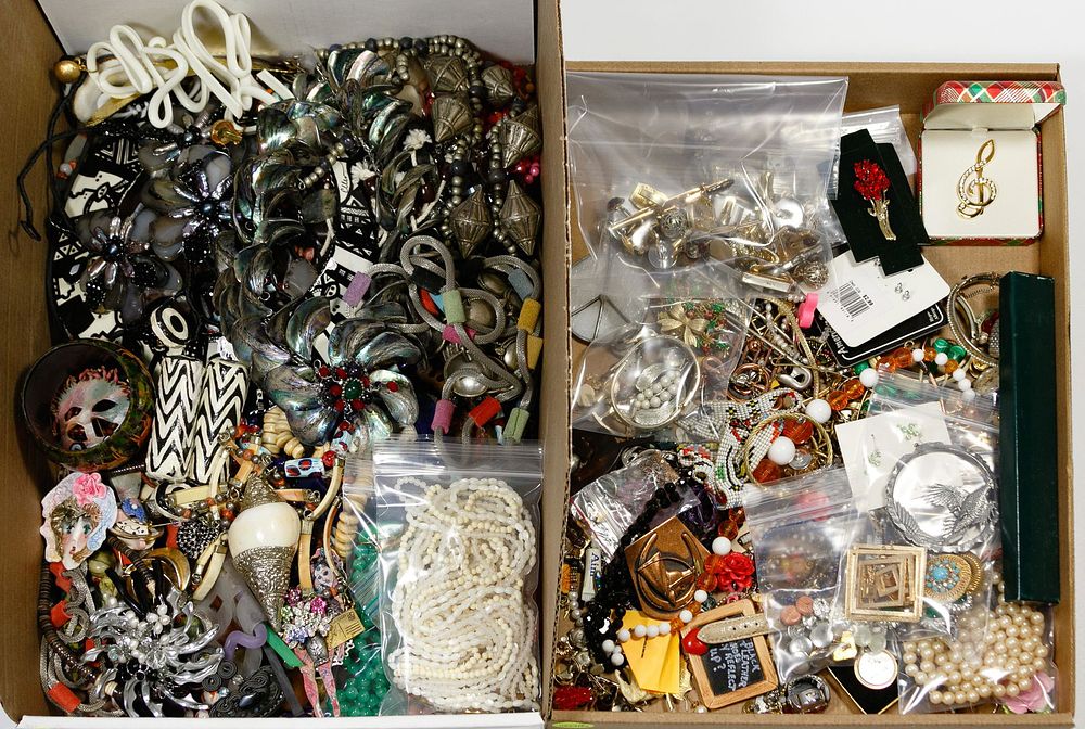 Lot 545: Costume Jewelry Assortment