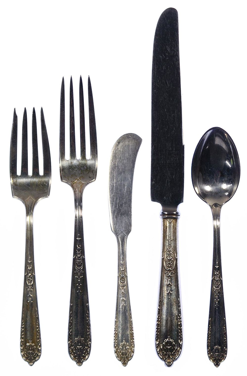 Lot 553: Alvin 'Della Robbia' Sterling Silver Flatware