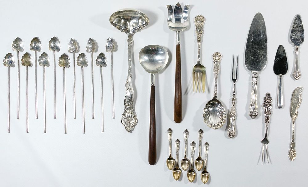 Lot 556: Sterling Silver Flatware Assortment