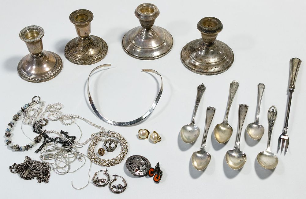 Lot 559: Sterling Silver Object Assortment