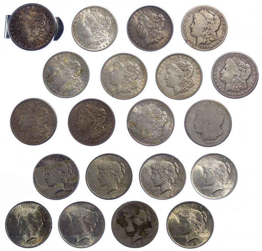Lot 576: Morgan and Peace $1 Assortment