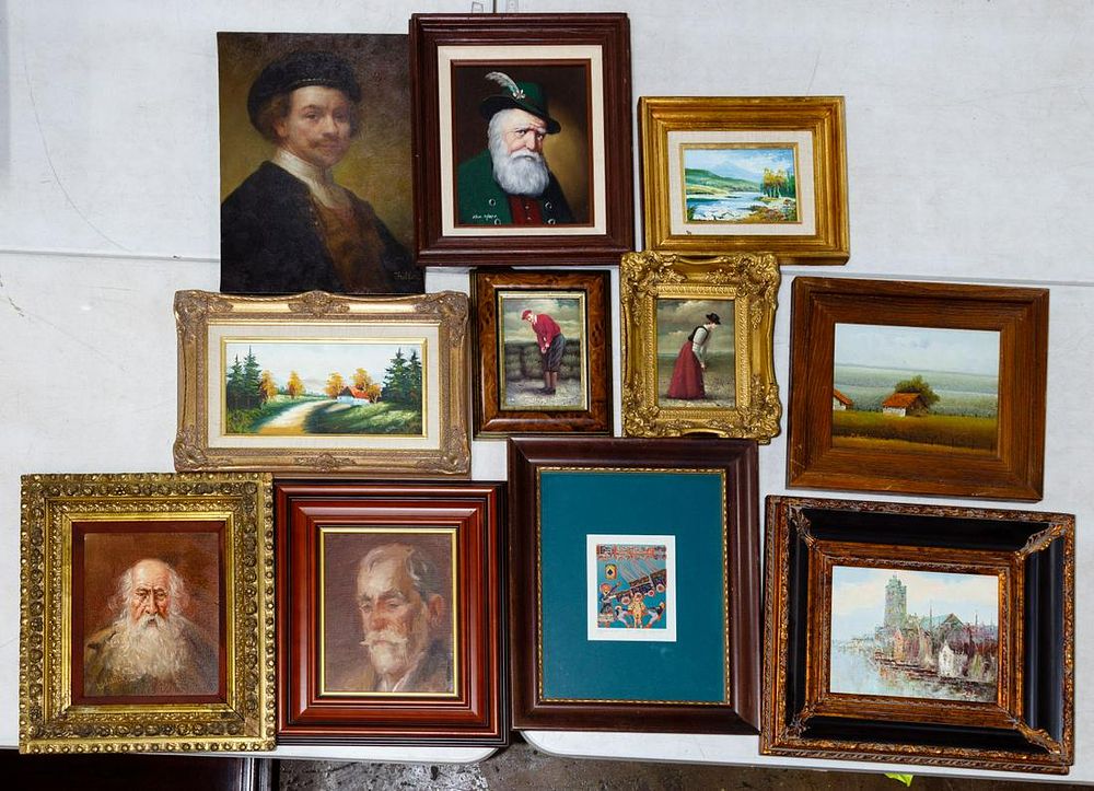 Lot 299: Artwork Assortment