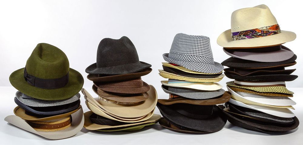 Lot 394: Hat Assortment