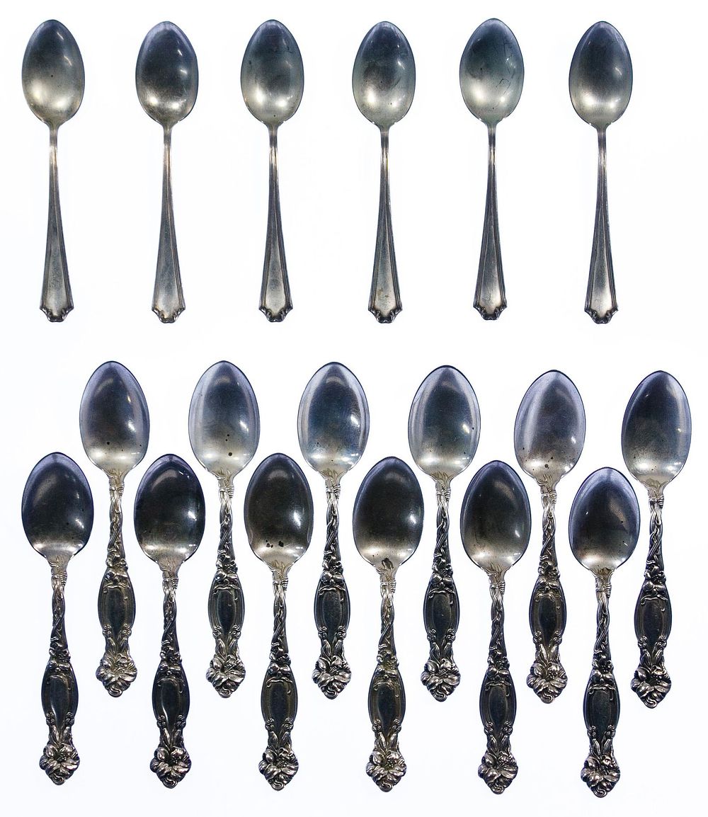 Lot 400: Simpson, Hall & Miller Co. Sterling Silver Spoon