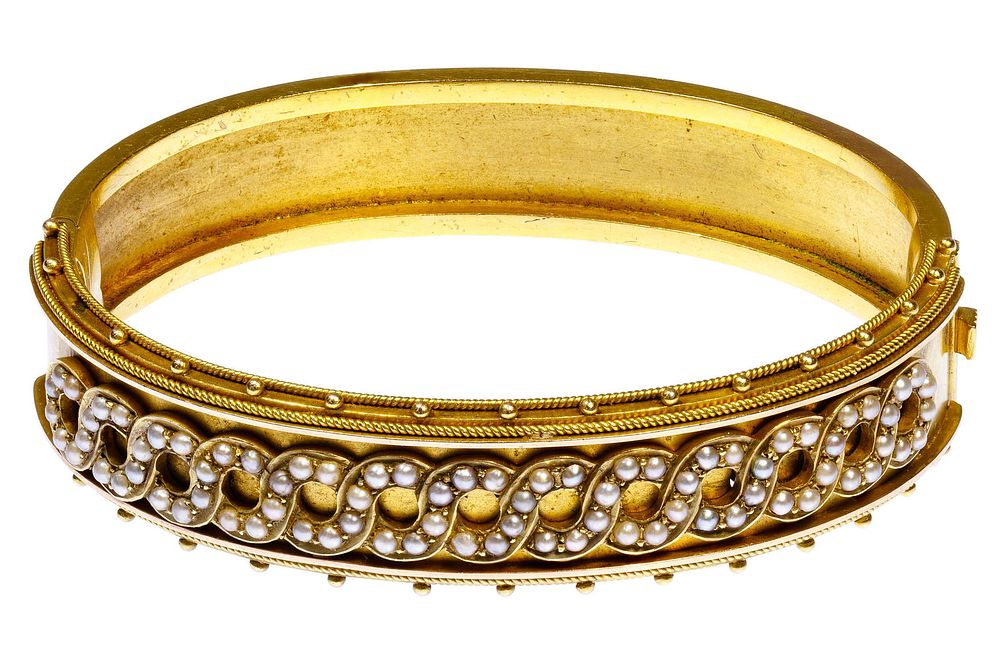 Lot 415: 18k Gold and Seed Pearl Bracelet