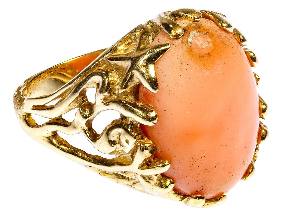Lot 449: 14k Gold and Coral Ring