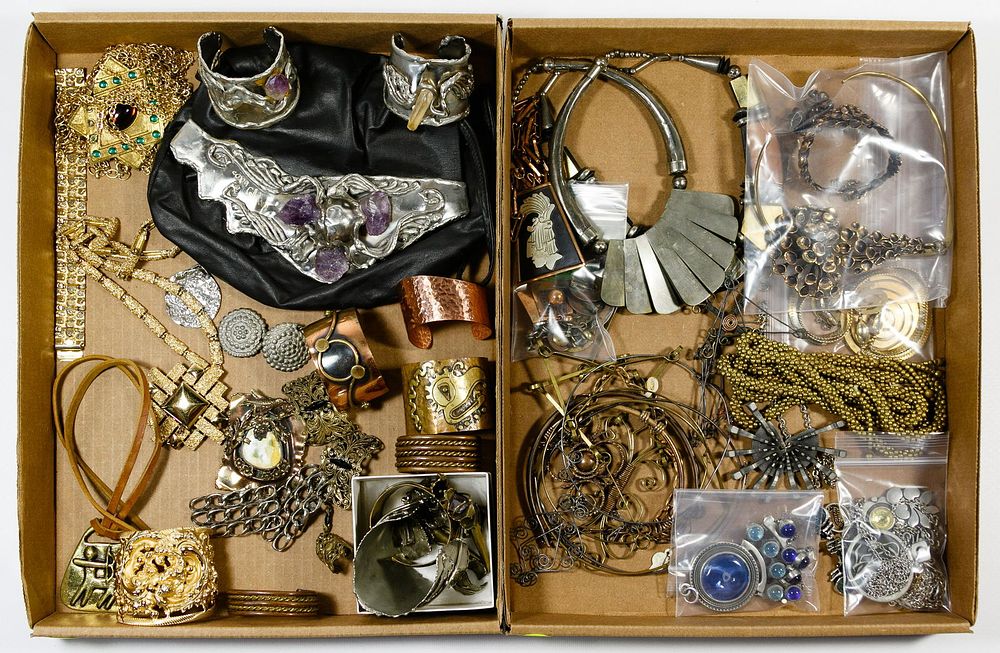 Lot 521: Brutalist Style Jewelry Assortment