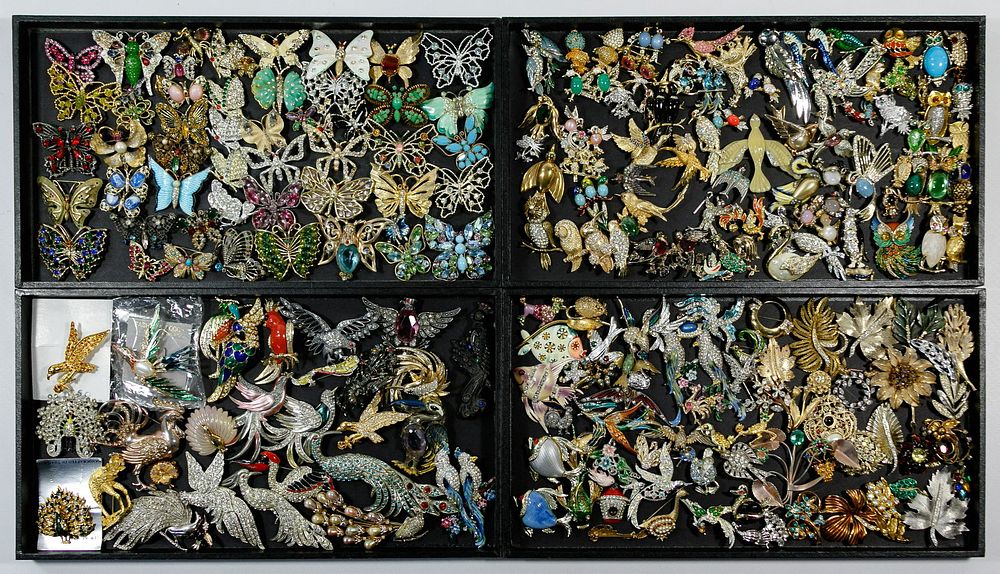Lot 526: Rhinestone Costume Jewelry Assortment