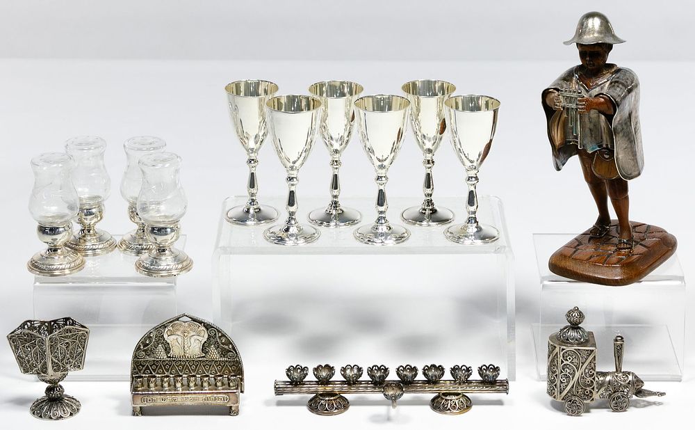 Lot 279: Sterling Silver Assortment