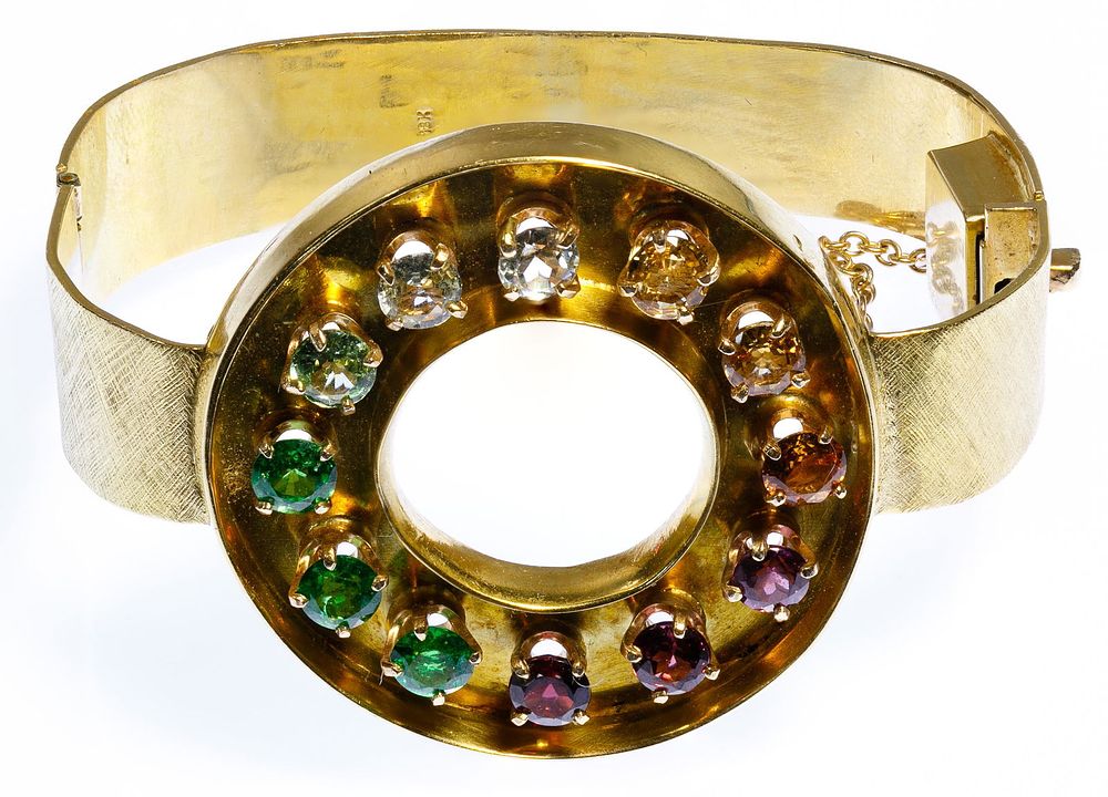 Lot 286: 18k Gold and Semi-Precious Gemstone Bracelet