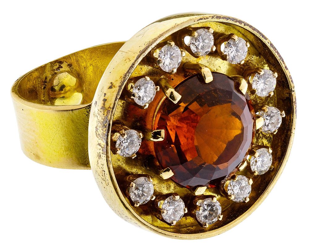 Lot 294: 18k Gold, Citrine and Diamond Ring