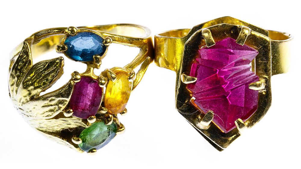 Lot 301: 18k Gold and Gemstone Rings