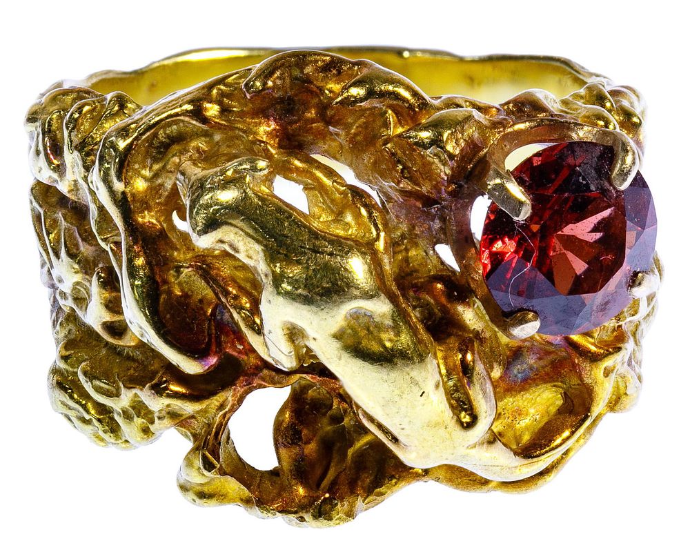 Lot 304: 18k Gold and Ruby Figural Ring