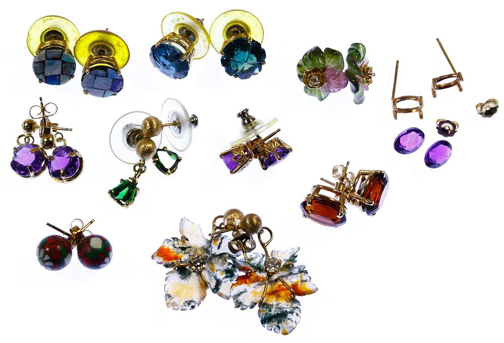 Lot 341: 14k Gold Pierced Earring Assortment