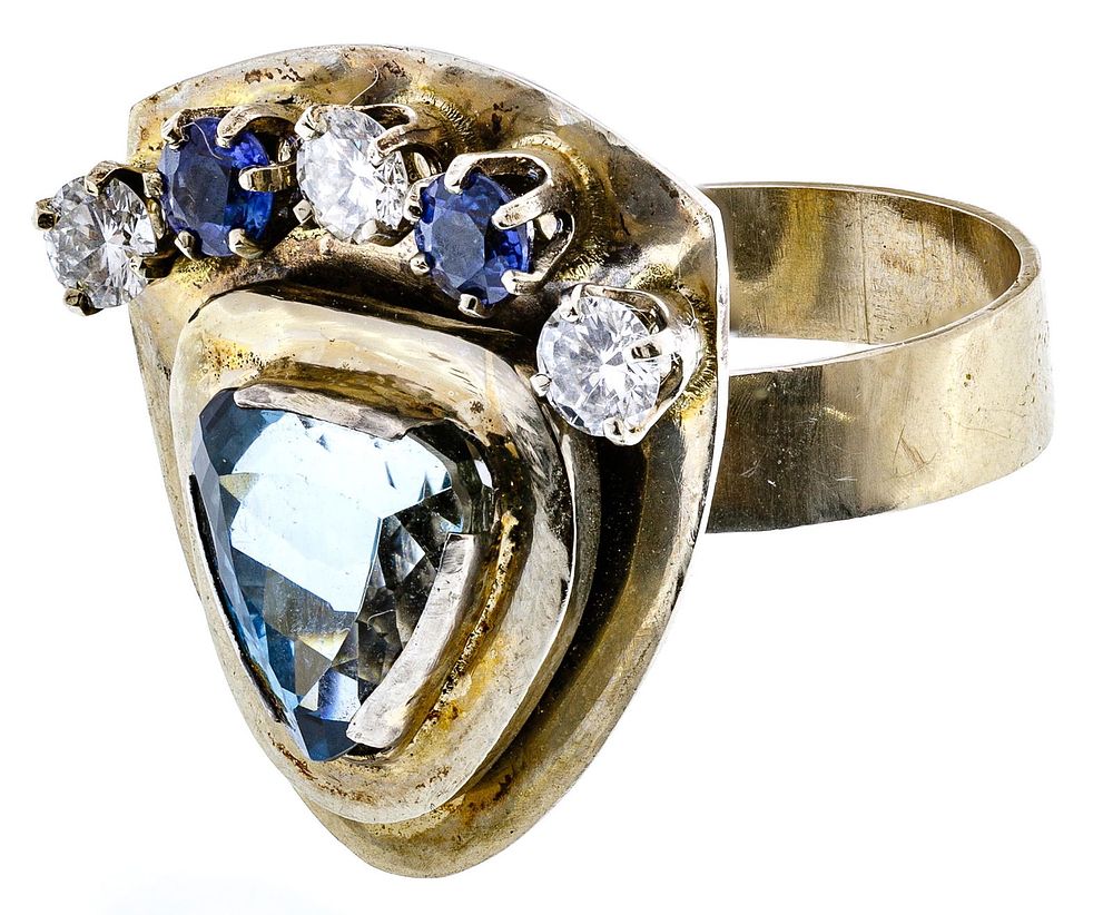 Lot 355: 14k White Gold and Semi-Precious Gemstone Ring
