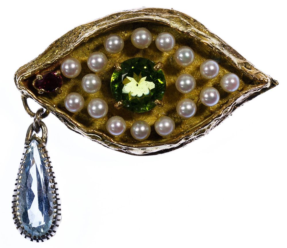 Lot 370: 14k Gold and Semi-Precious Gemstone Pendant