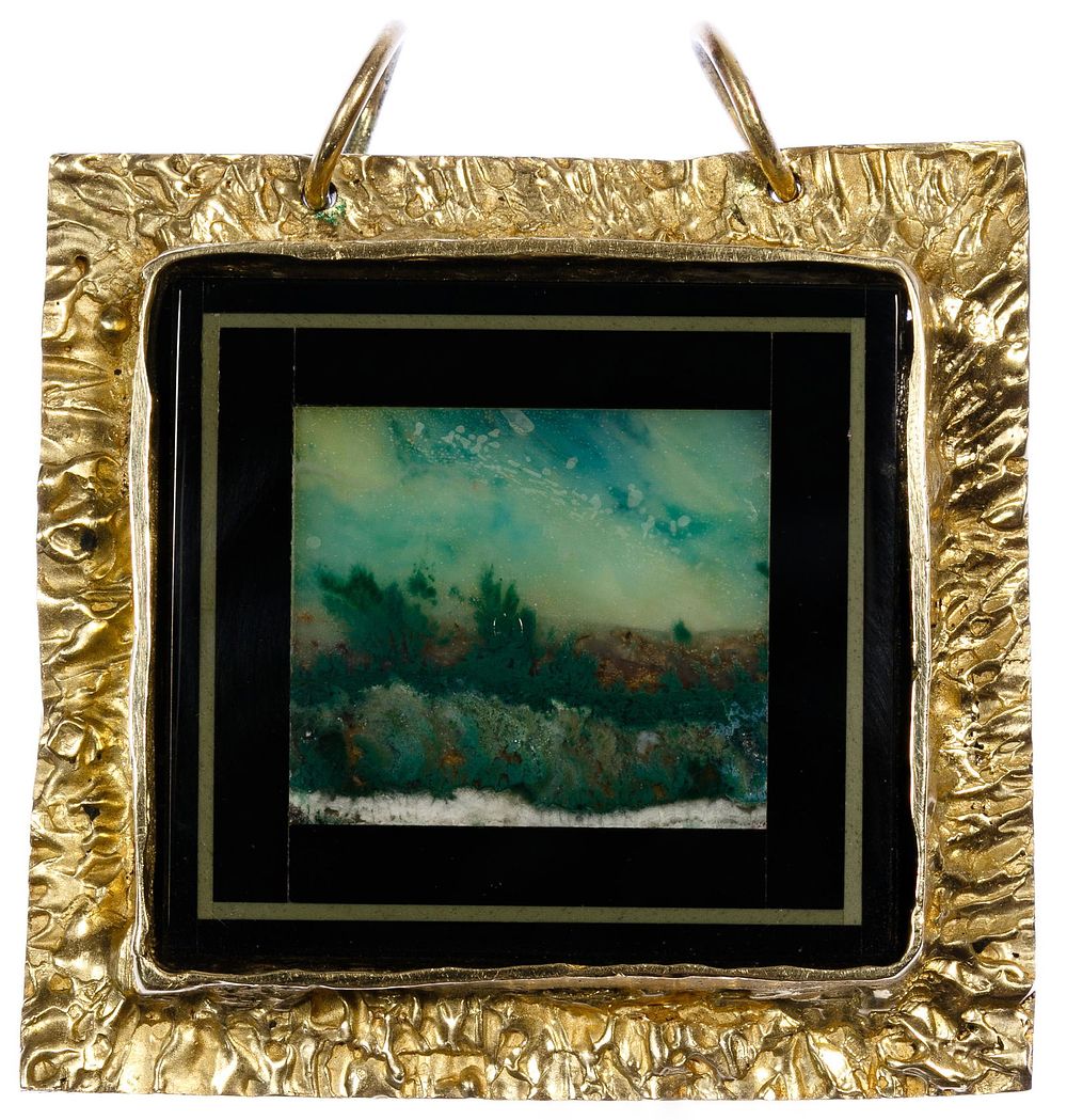 Lot 371: 14k Gold and Semi-Precious Gemstone Pendant