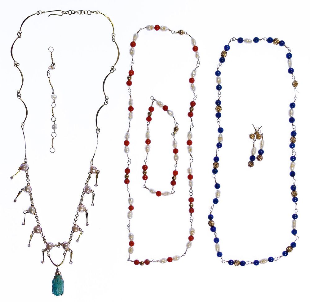 Lot 378: 14k Gold and Freshwater Pearl Jewelry Assortment
