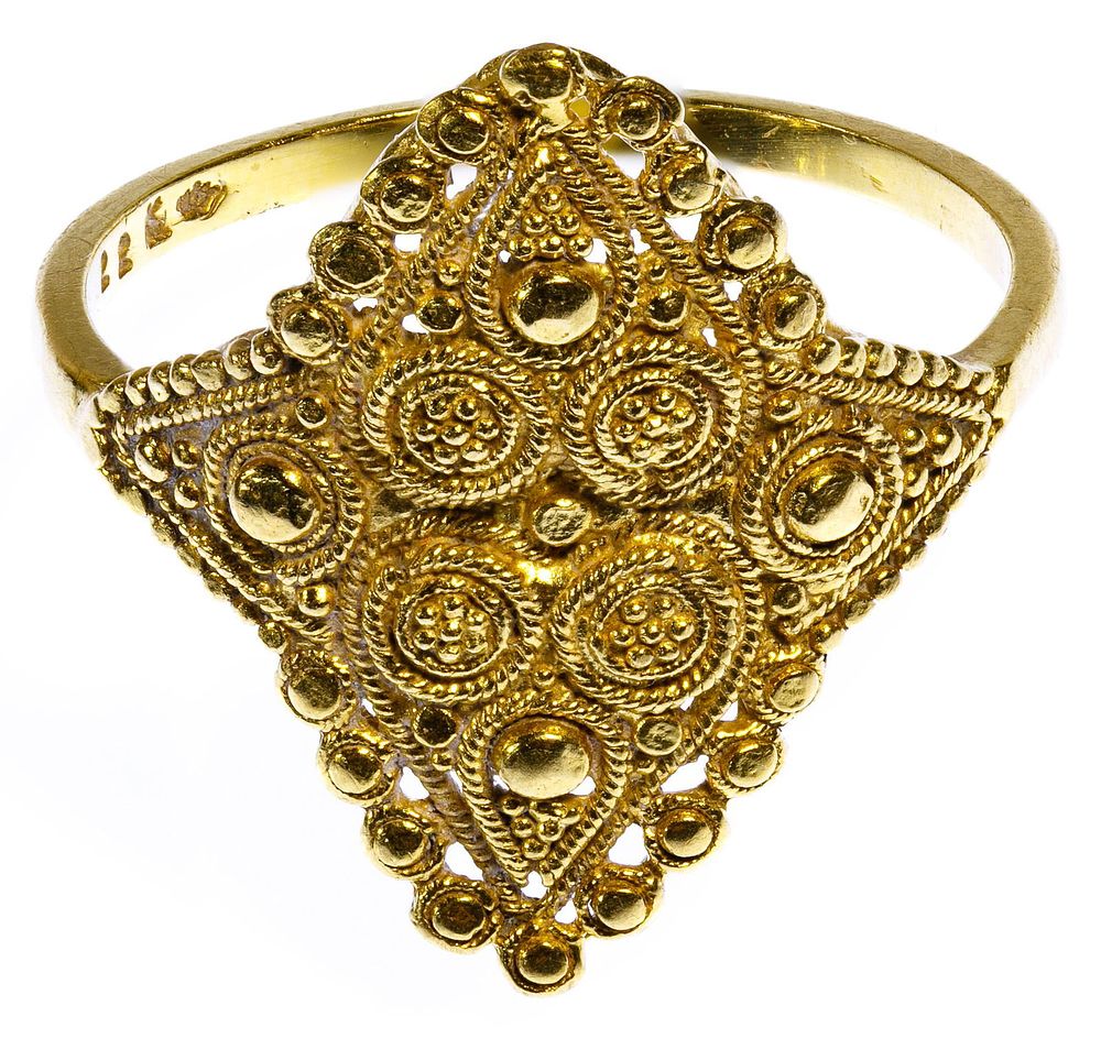 Lot 198: 22k Gold Ring