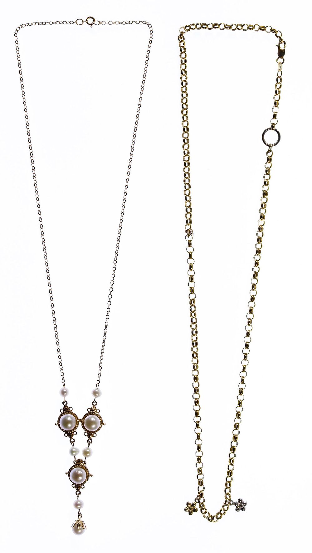 Lot 225: 14k Gold Necklaces