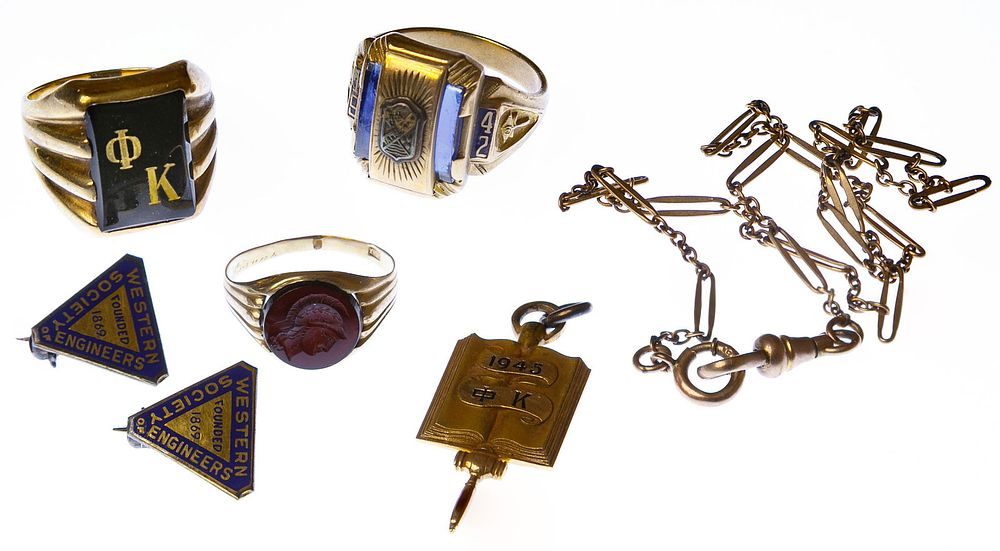 Lot 245: 10k Gold Jewelry Assortment