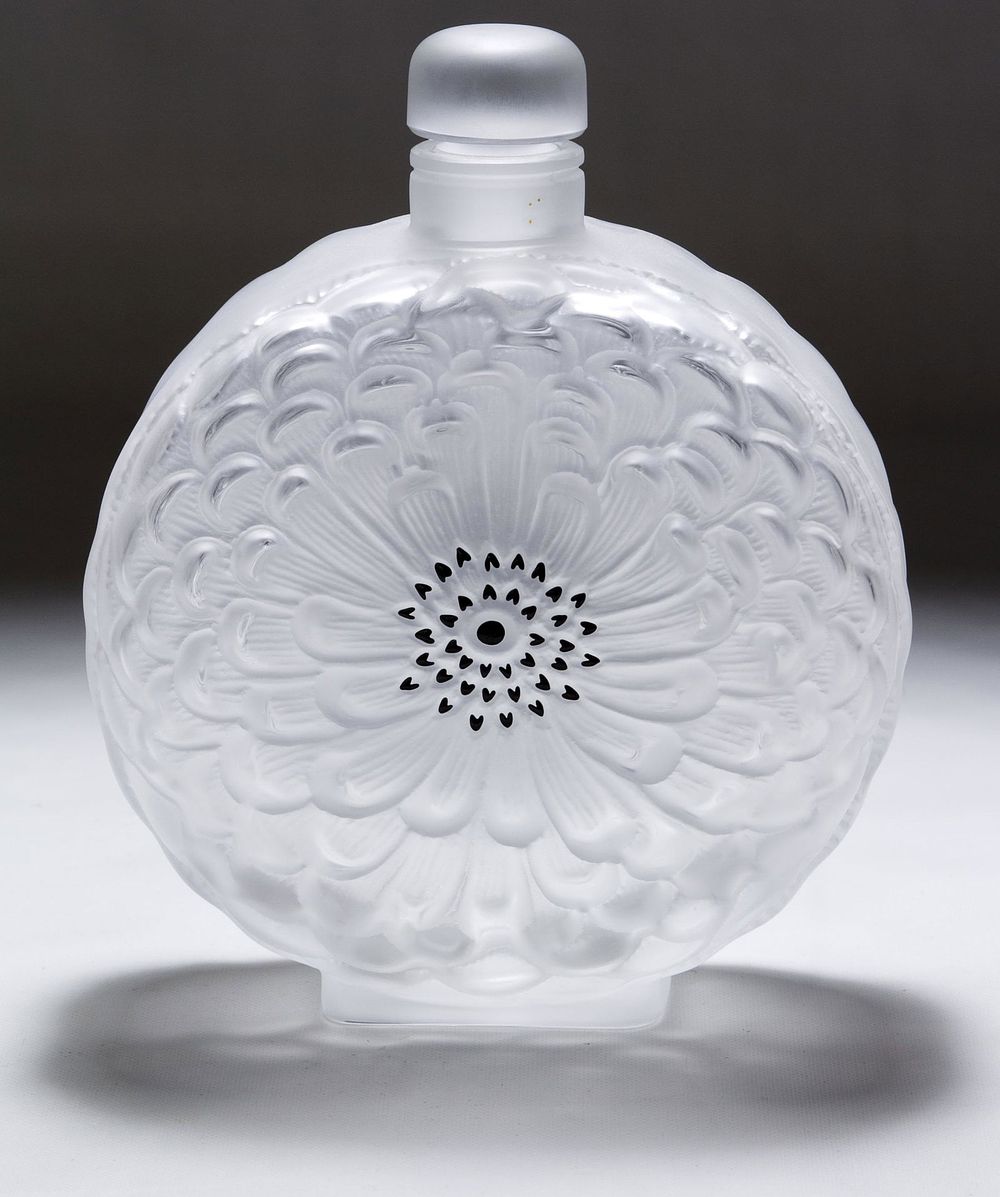 Lot 322: Lalique Crystal 'Dahlia' Extra Large Perfume Bottle