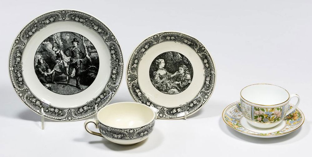 Lot 333: French Regence Serreguemines and Wedgewood Dish