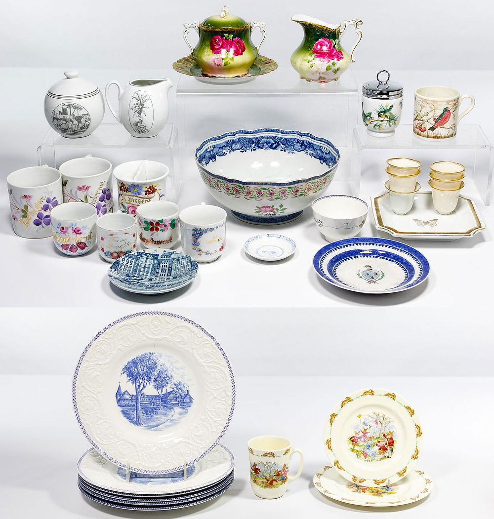 Lot 341: China Tableware Assortment