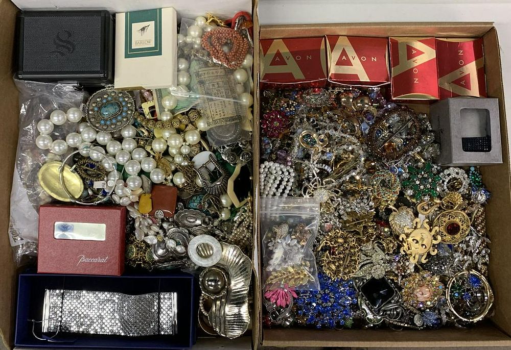Lot 420: Rhinestone, Crystal and Costume Jewelry Assortment