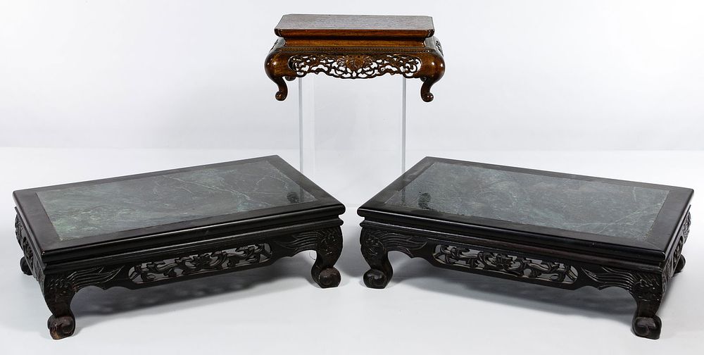 Lot 222: Asian Style Stand Assortment