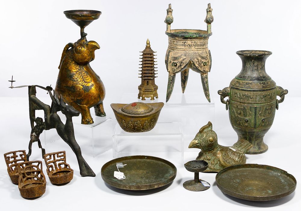 Lot 230: Asian Style Cast Metal Assortment
