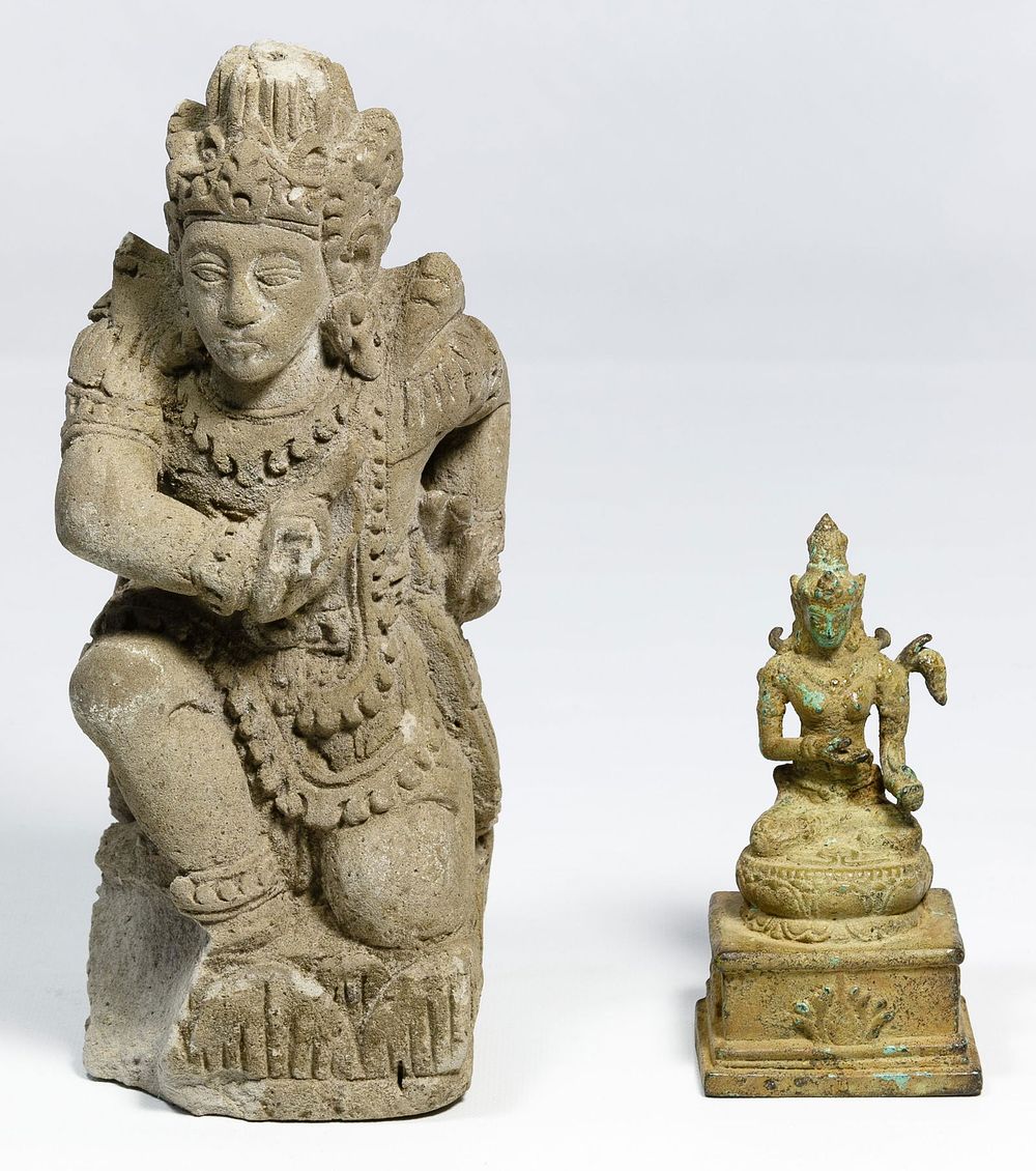 Lot 291: Javanese Statues