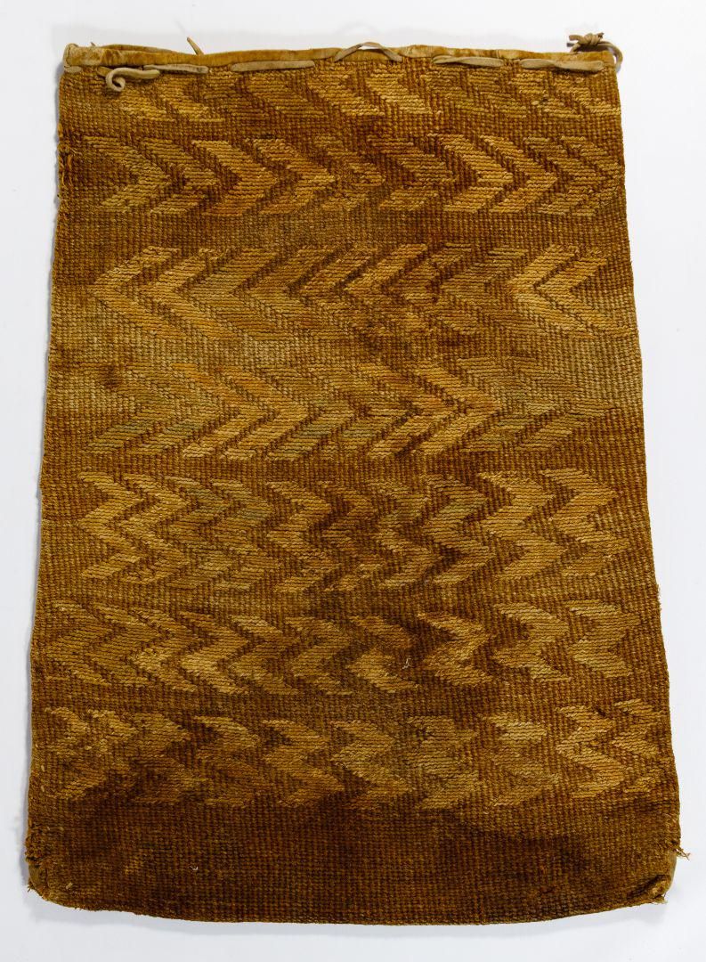 Lot 292: Native American Nez Perce Corn Husk Bag