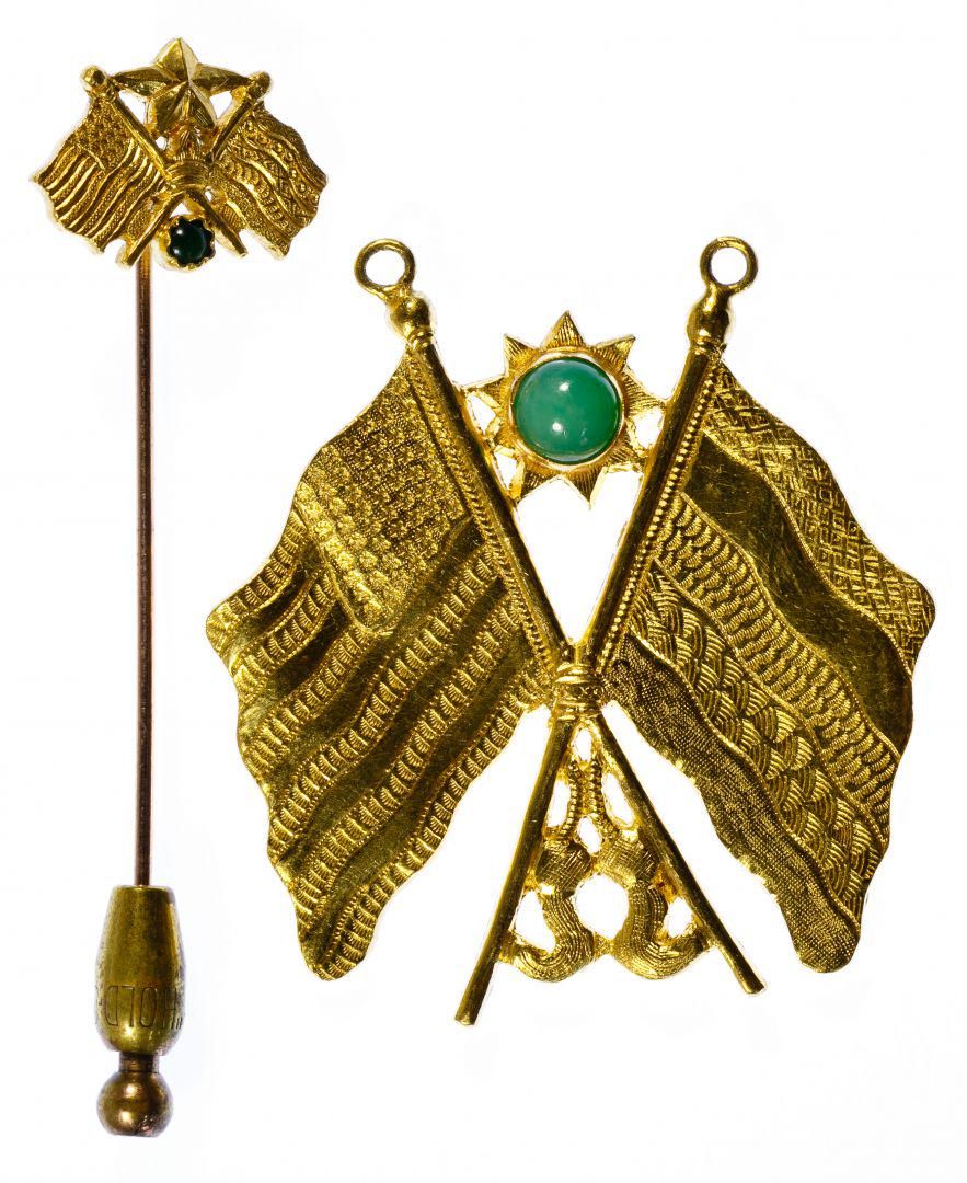 Lot 298: 22k Gold and Jadeite Jade Pin and Pendant