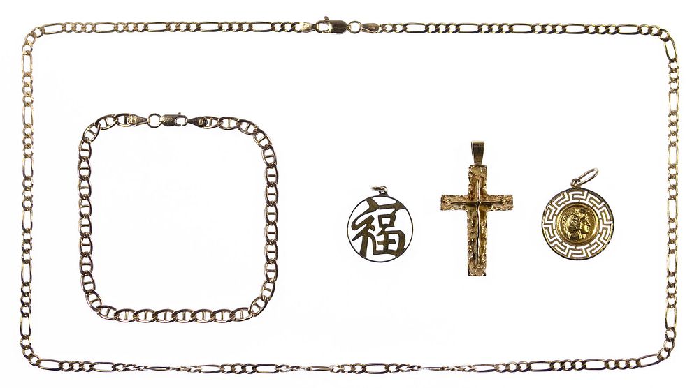 Lot 366: 14k Gold Jewelry Assortment