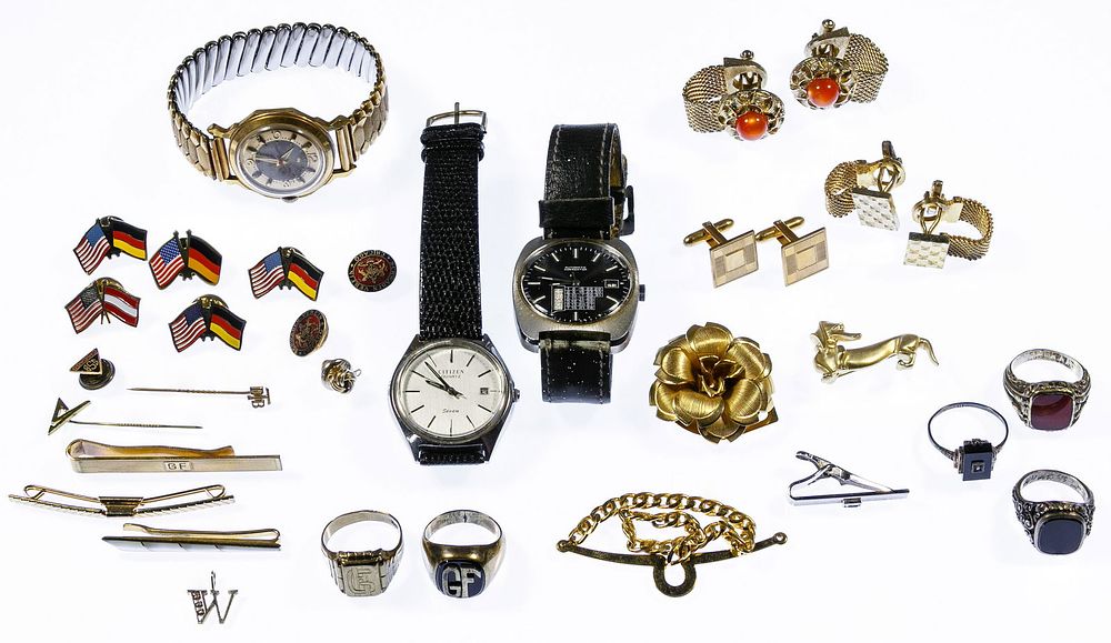 Lot 382: 14k Gold, 9k Gold and Sterling Silver Jewelry