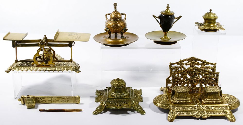 Lot 177: Inkwell and Scale Assortment