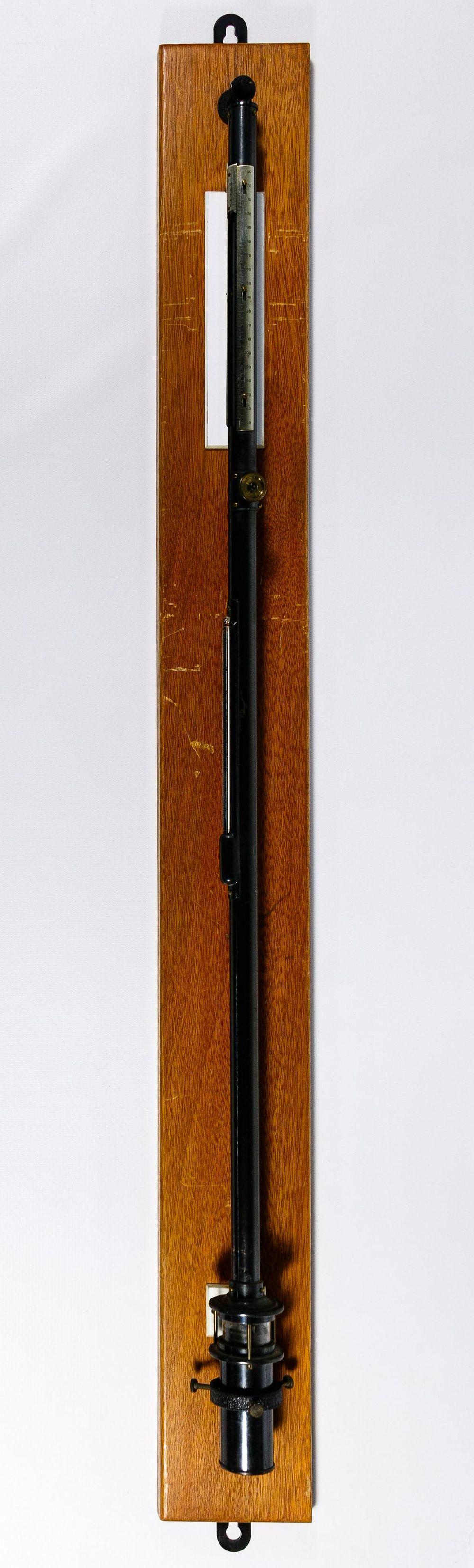 Lot 180: Fortin Style Thermometer