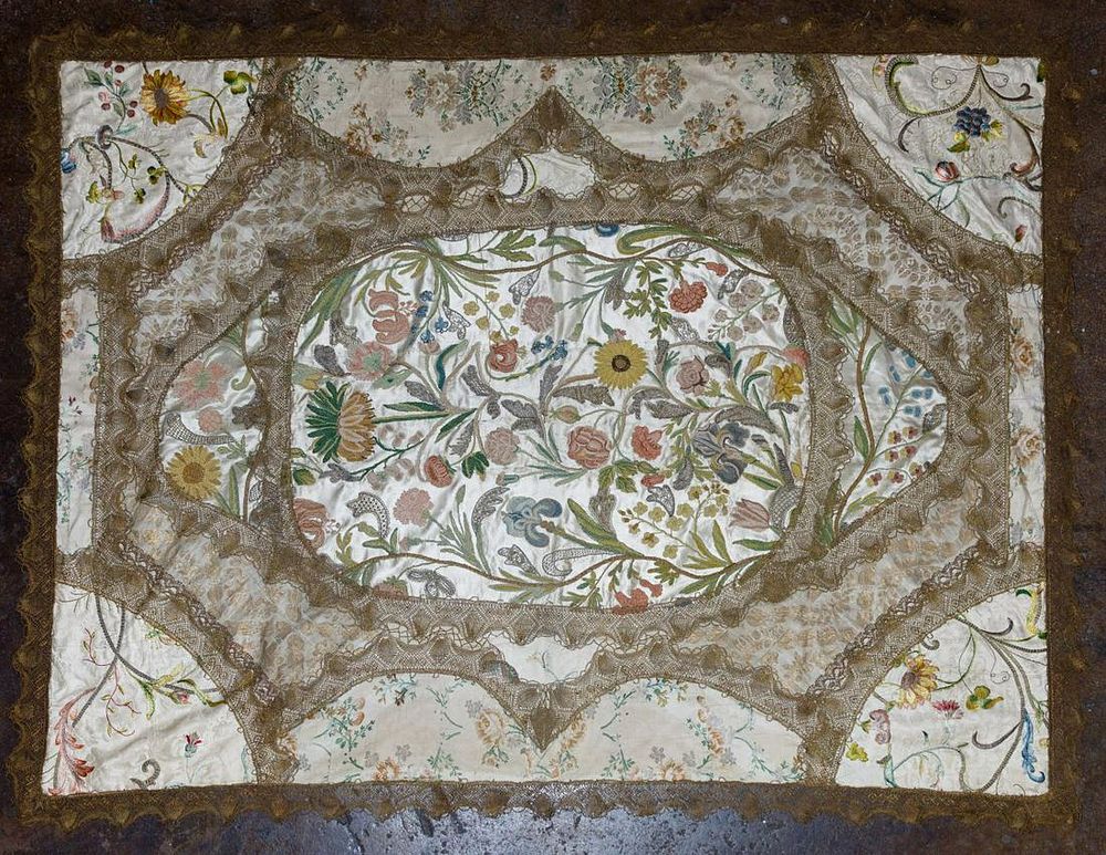 Lot 212: Silk Embroidery Tablecloth