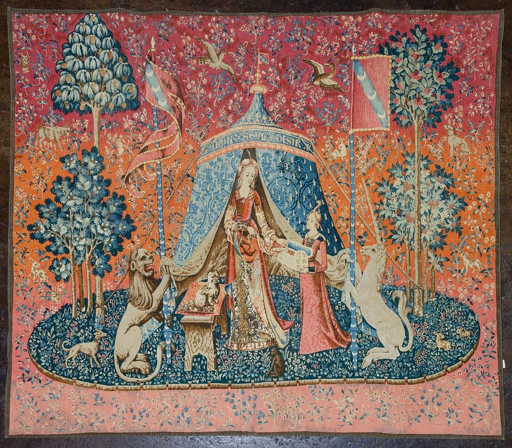 Lot 213: Tapestry 'The Lady and the Unicorn'