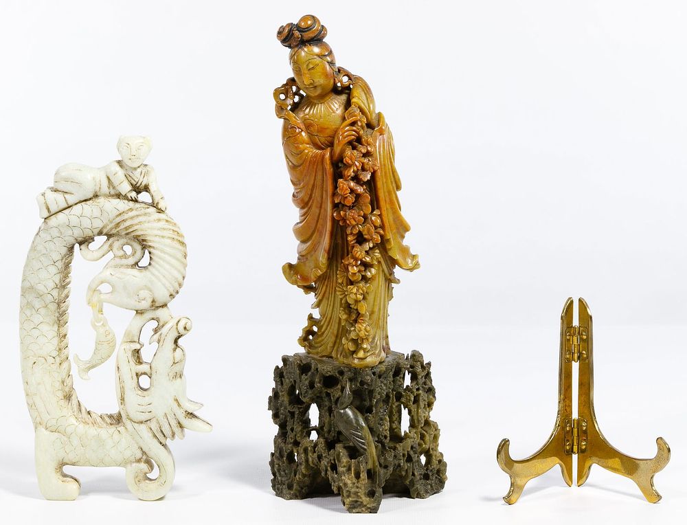 Lot 264: Asian Carved Jadeite Jade Guanyin