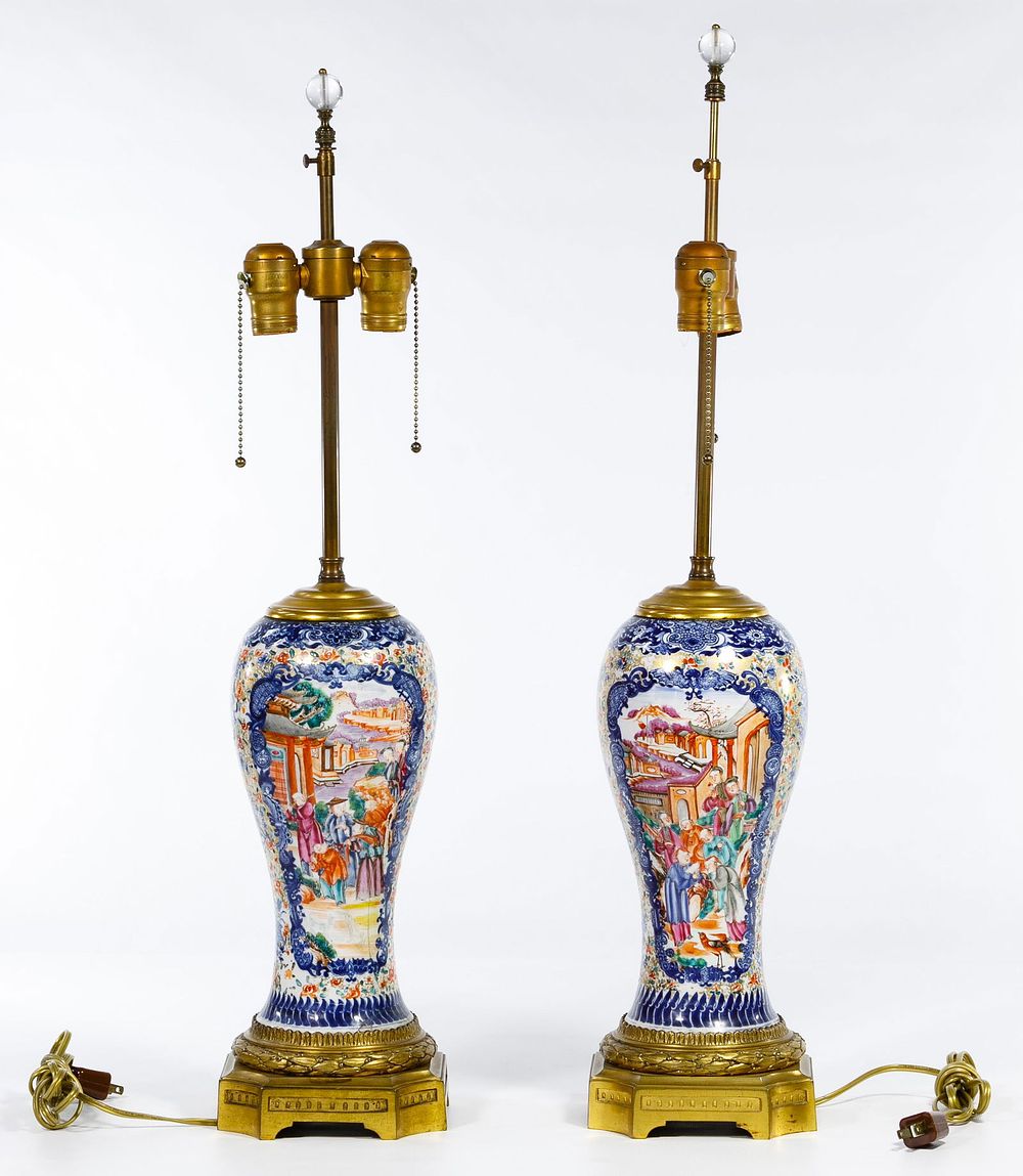Lot 268: Chinese Chien-Lung Vase Lamps