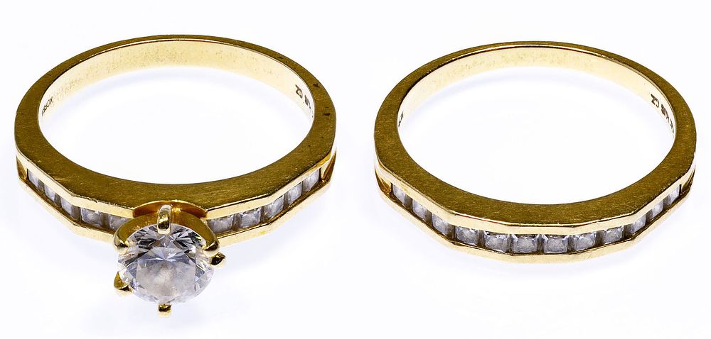 Lot 327: 14k Gold and Cubic Zirconia Rings