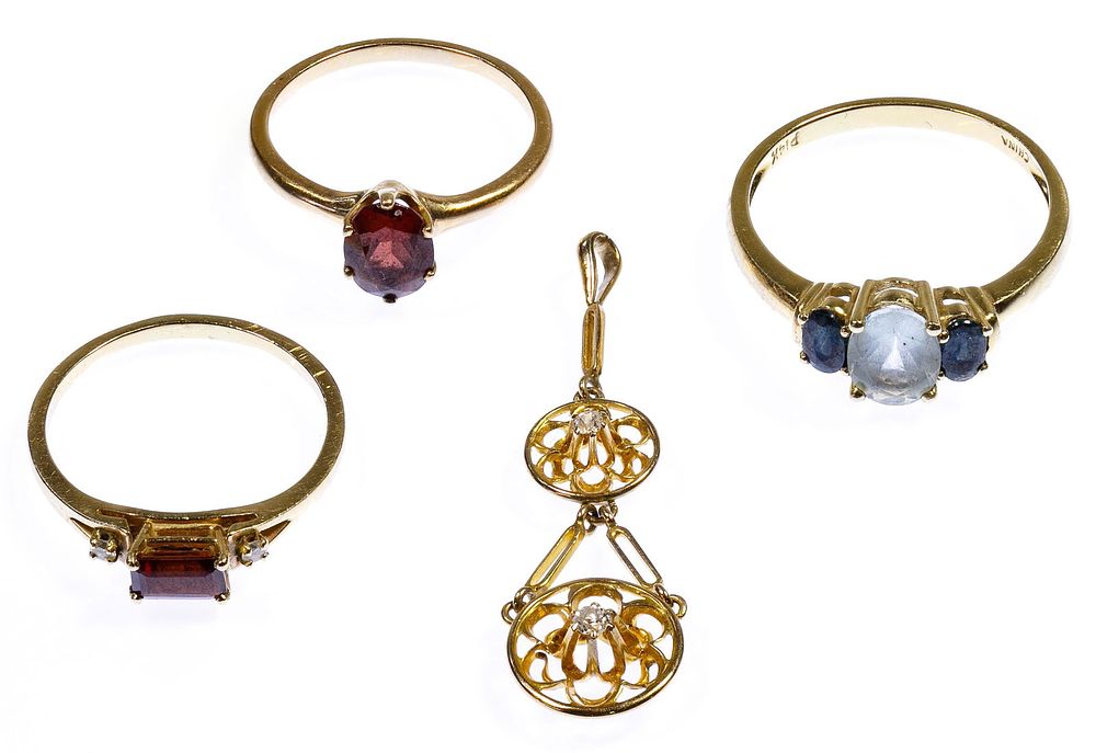 Lot 328: 14k Gold Jewelry Assortment