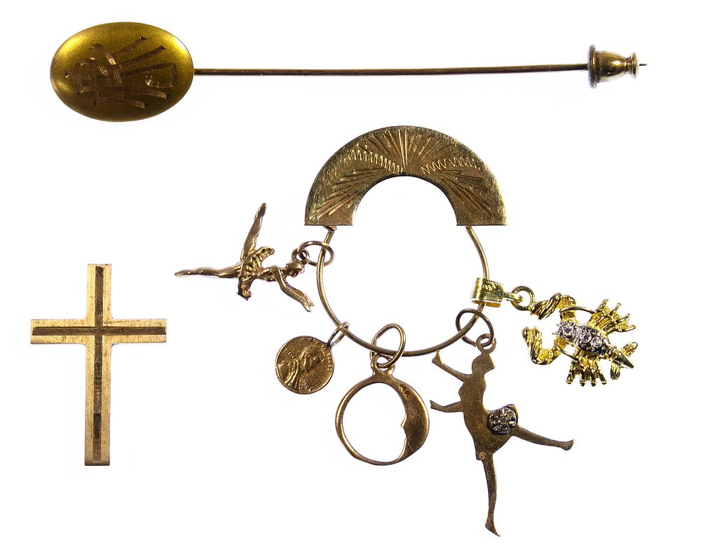 Lot 355: 14k Gold Jewelry Assortment